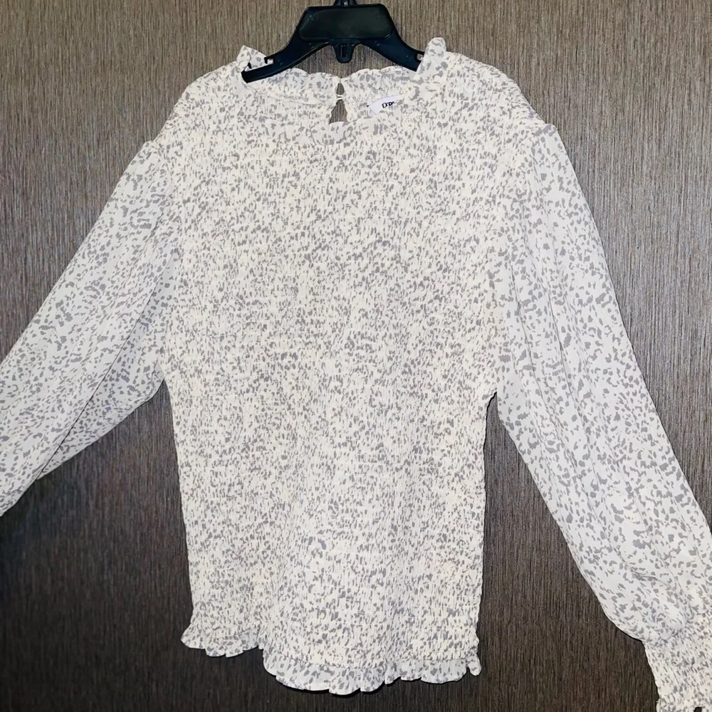 Express Top - Picture 2 of 2